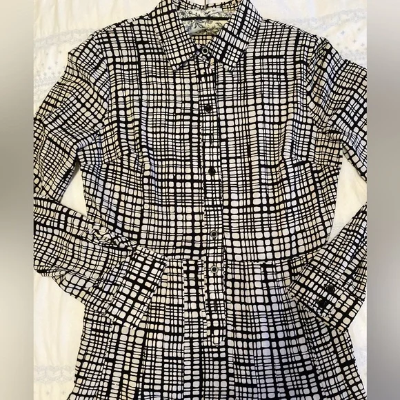 CALVIN KLEIN Shirtdress! Timeless! Sz 4 - Picture 10 of 13